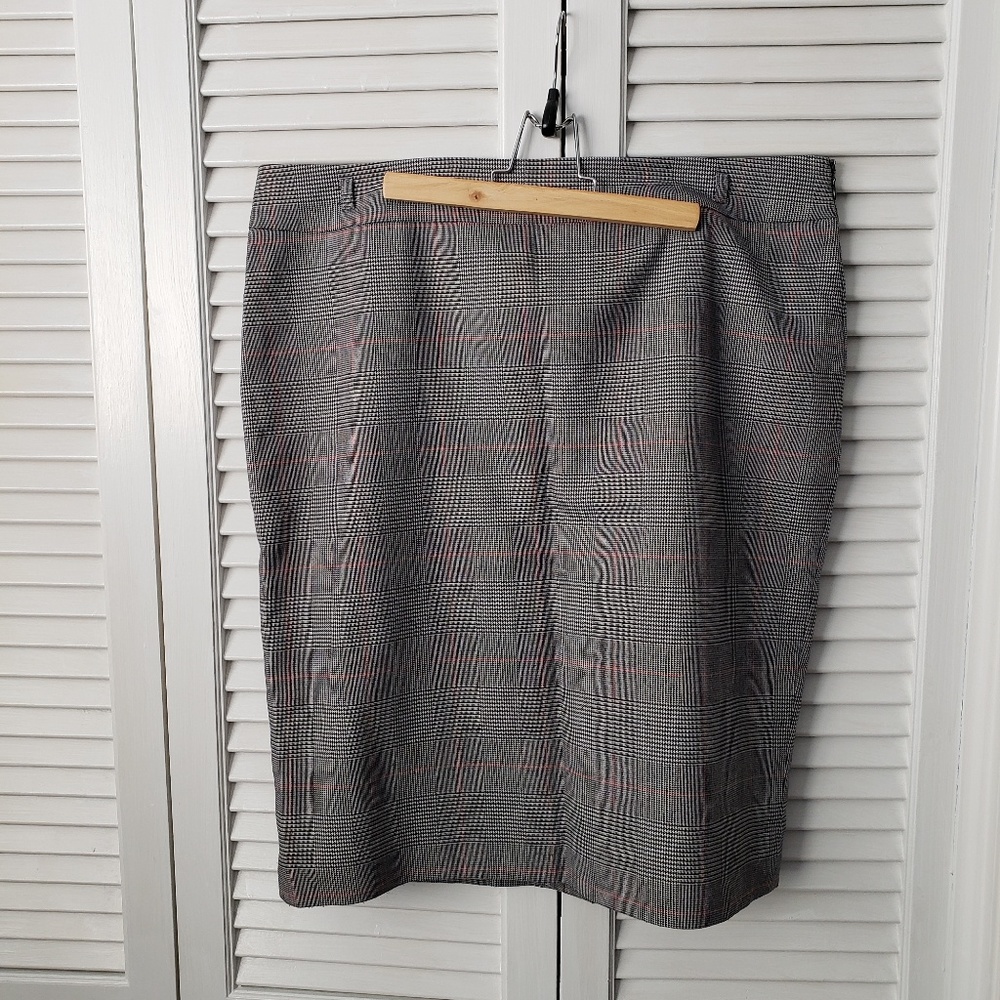 Chaps Plaid Pinstripe Pencil Skirt